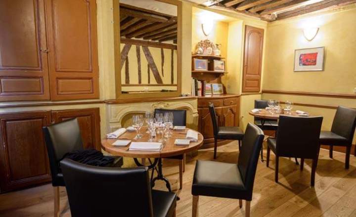 Coin salle restaurant français Paris